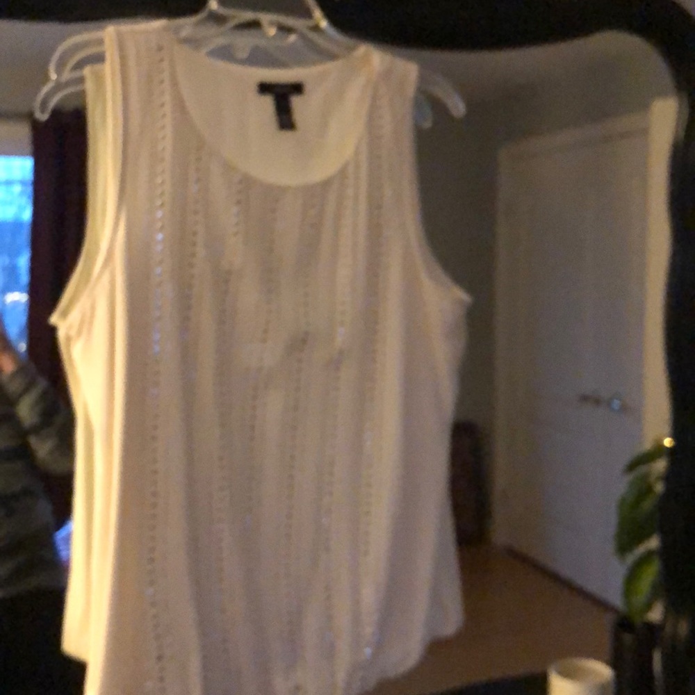 Sequenced top